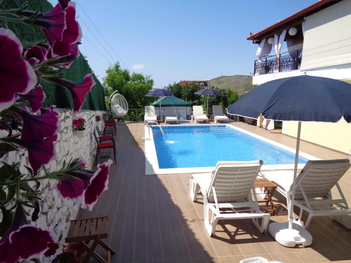 Villa Cato Sarandë Exterior foto