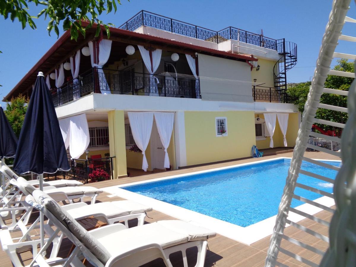 Villa Cato Sarandë Exterior foto