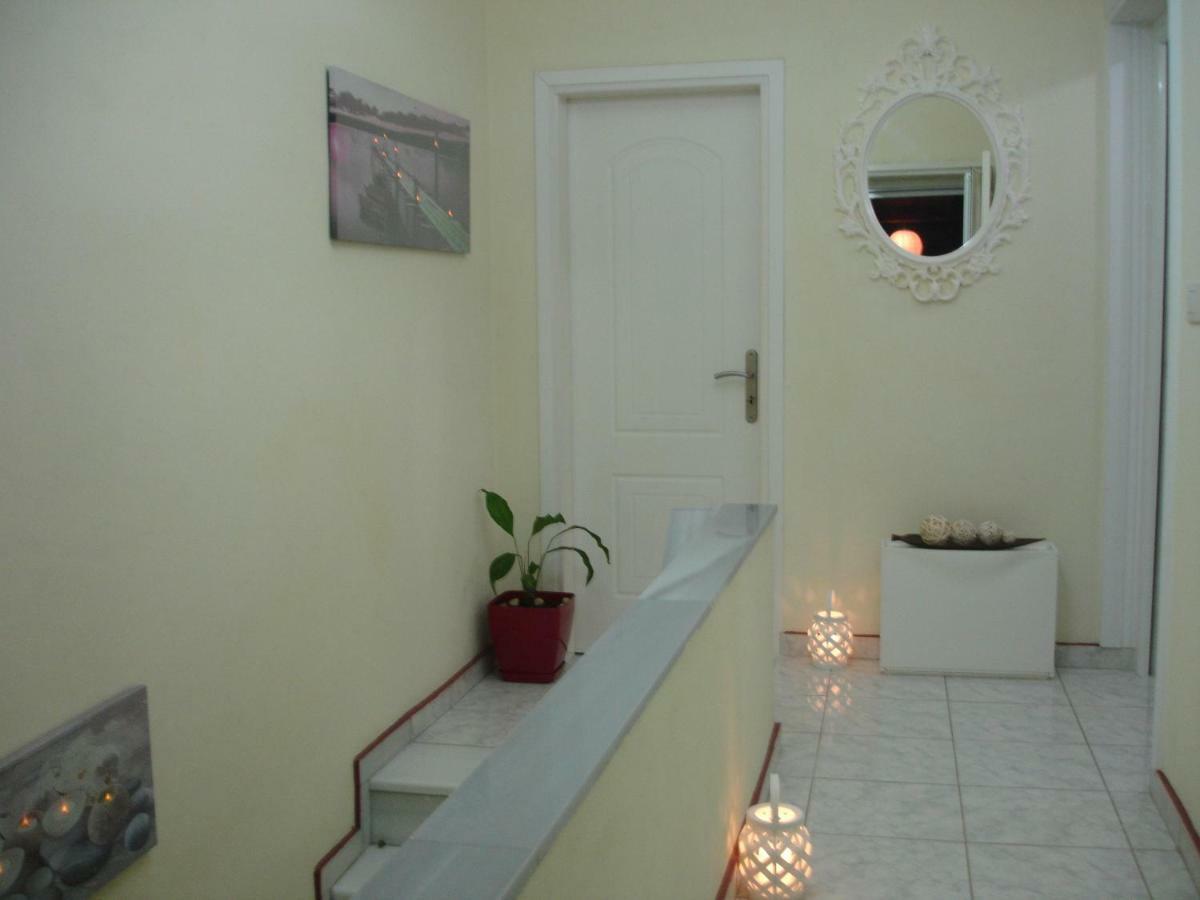 Villa Cato Sarandë Exterior foto