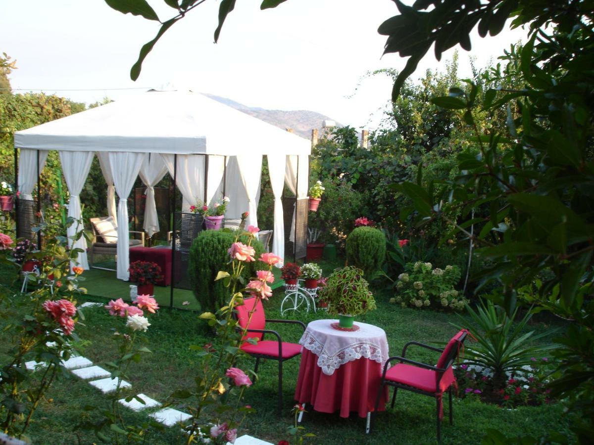 Villa Cato Sarandë Exterior foto